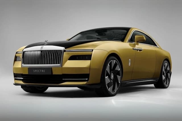 Rolls-Royce Spectre Electric Coupe