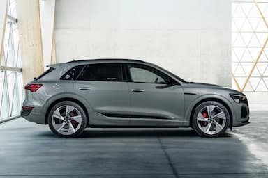 Audi Q8 e-tron image