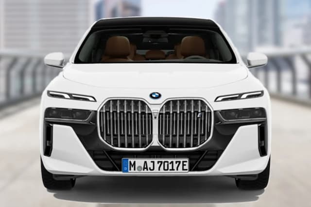 BMW i7