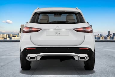 Mercedes GLA image